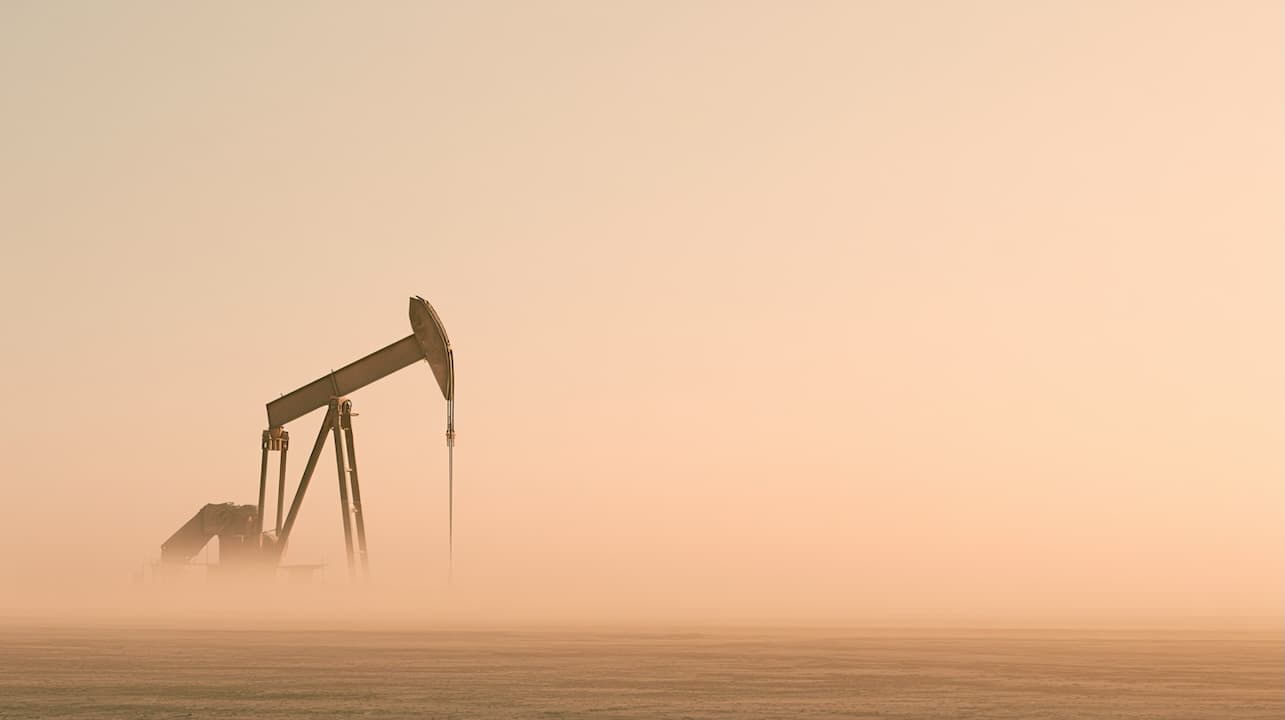 Bonds are waking up to falling oil
