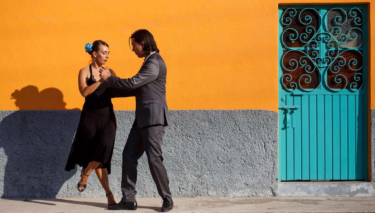 Image: Tango yapmak için iki kişi gerekir